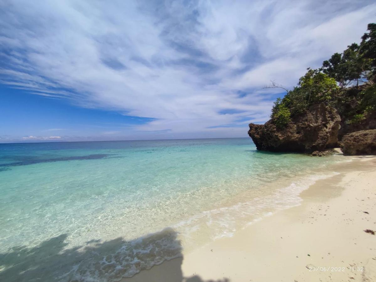 Bugnaw Si-E Beach Resort 布尔 外观 照片