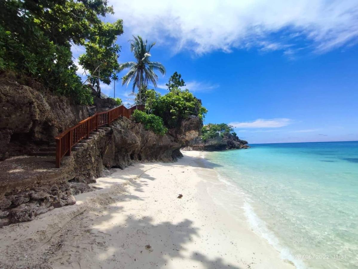 Bugnaw Si-E Beach Resort 布尔 外观 照片